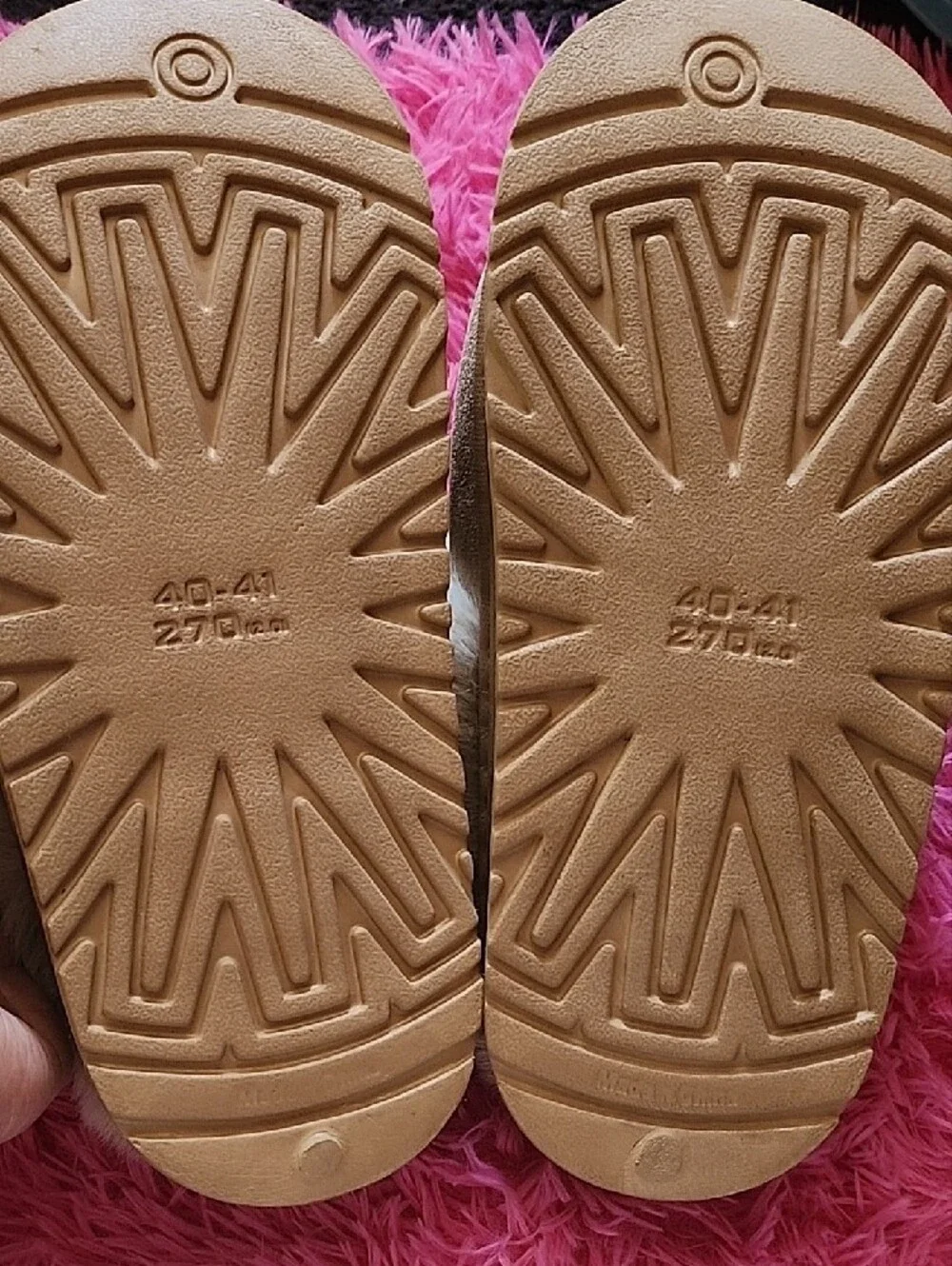 Leopard Bow HELLO KITTY Cozy Slippers - Tan